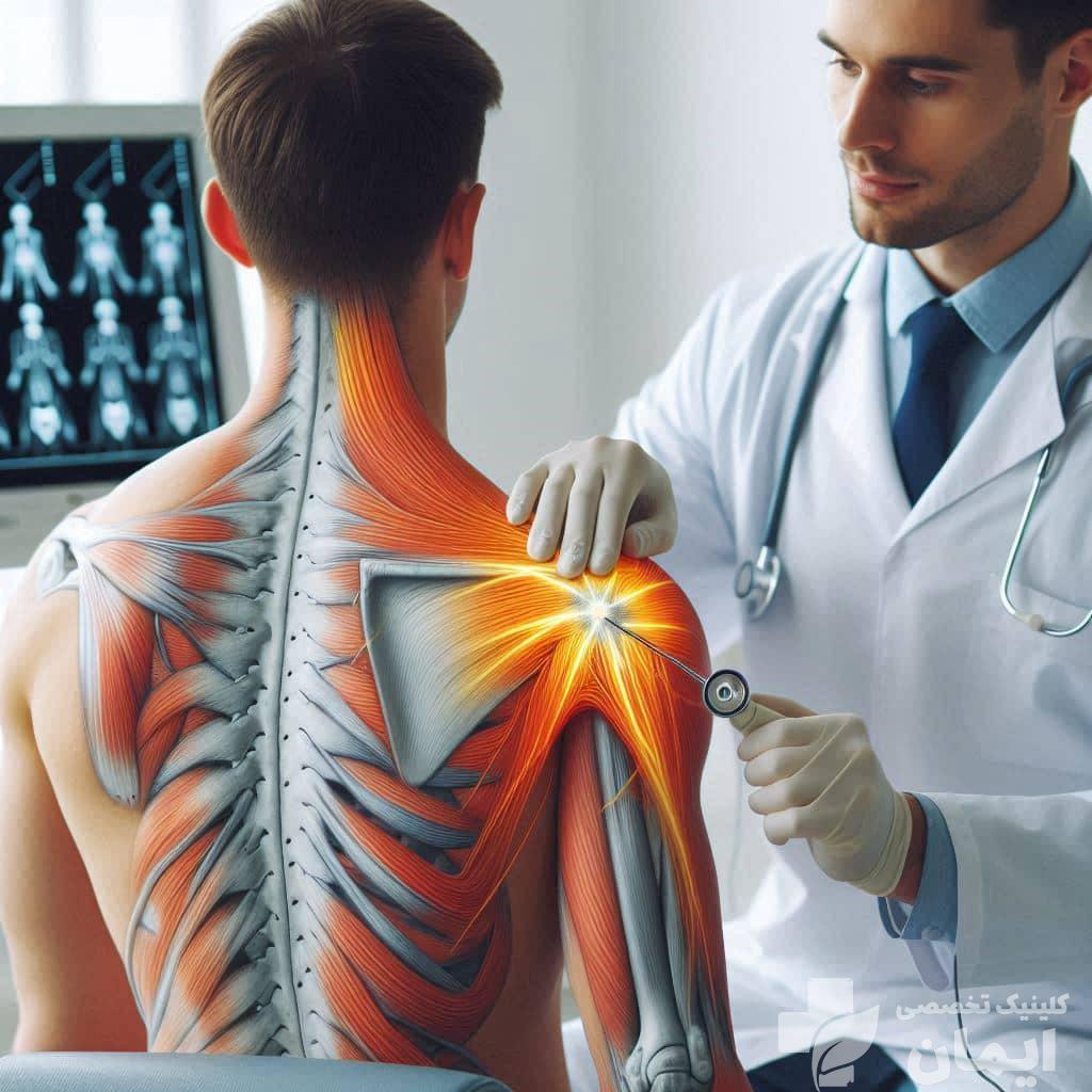 پزشک در حال مراقبت های بعد از پی آر پی شانه بیمار است پزشک در حال مراقبت های بعد از پی آر پی شانه بیمار است