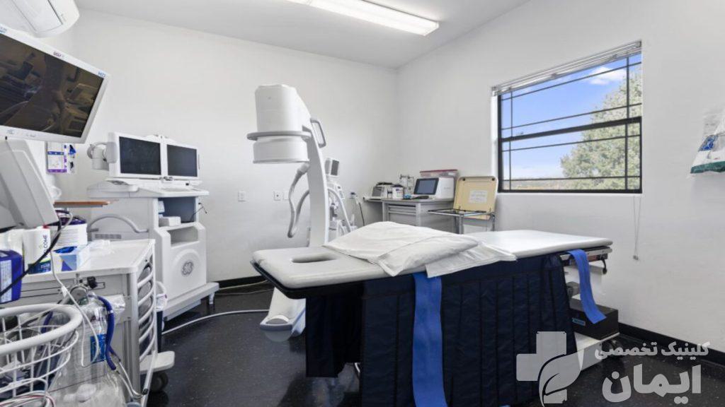 استفاده از تجهیزات پیشرفته در کلینیک درد تجهیزات پزشکی پیشرفته در کلینیک درد