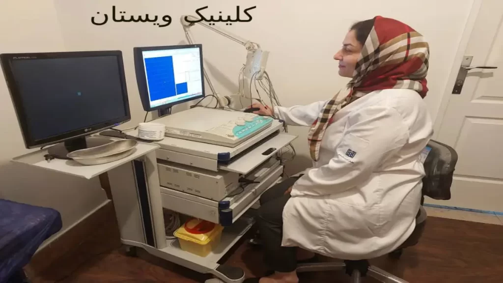 دکتر مهسا موسوی، در زمینهی درمانهای ستون فقرات تخصص دارد. در حال تفسیر نوار عصب و عضله